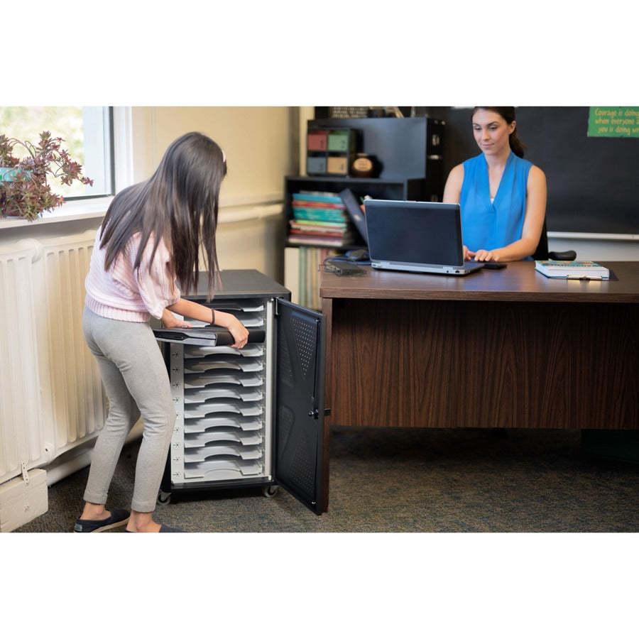 Armoire de chargement de sécurité à 12 baies Kensington AC12 K64415NA