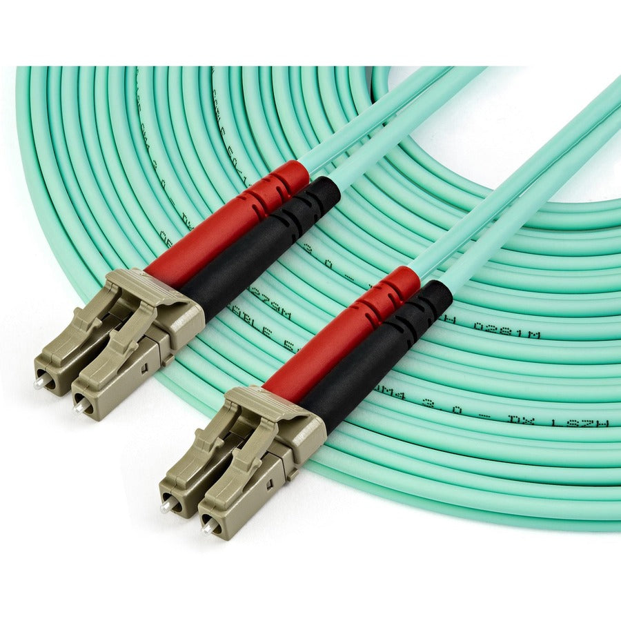 StarTech.com Câble de raccordement à fibre optique duplex multimode LC vers LC OM4 de 10 m - Aqua - 50/125 - Câble à fibre optique - 40/100 Gb - LSZH (450FBLCLC10) 450FBLCLC10