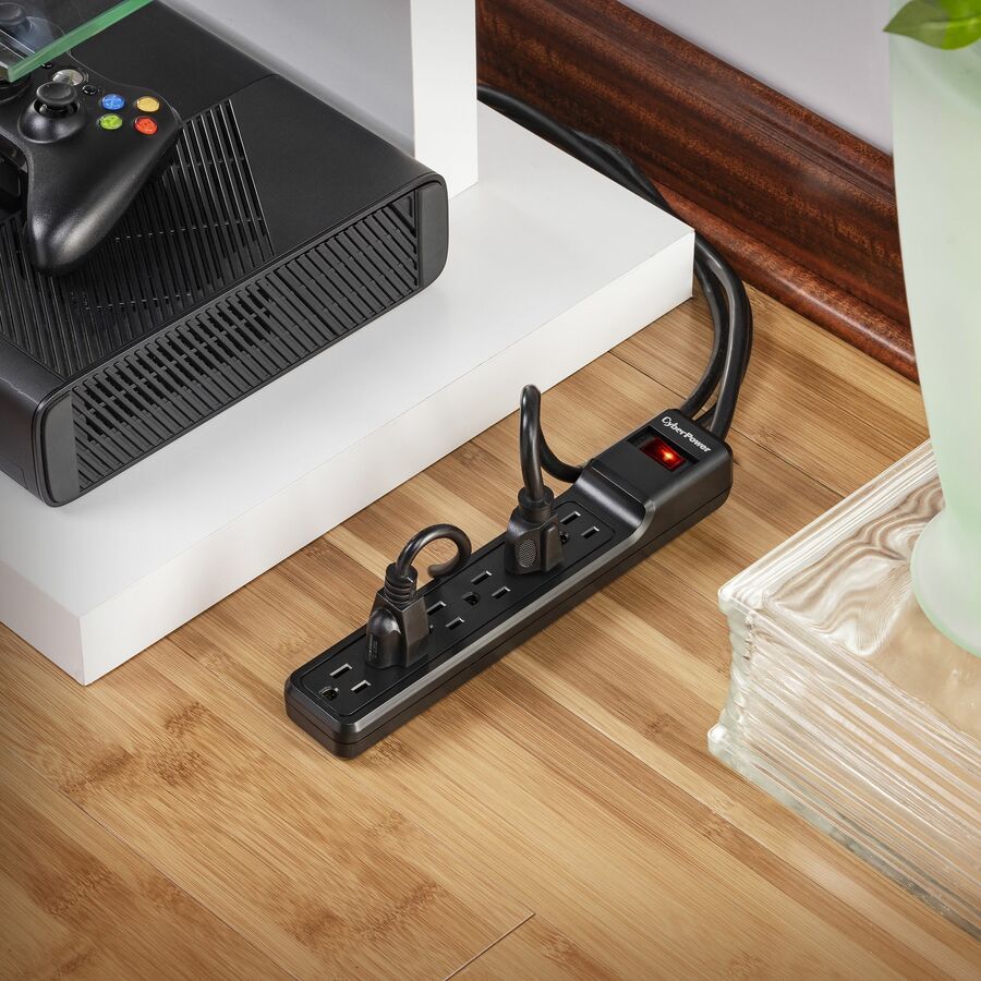 Parasurtenseur CyberPower CSB604 Essential à 6 prises avec 900 joules et cordon de 4 pieds - Boîtes marron unies CSB604