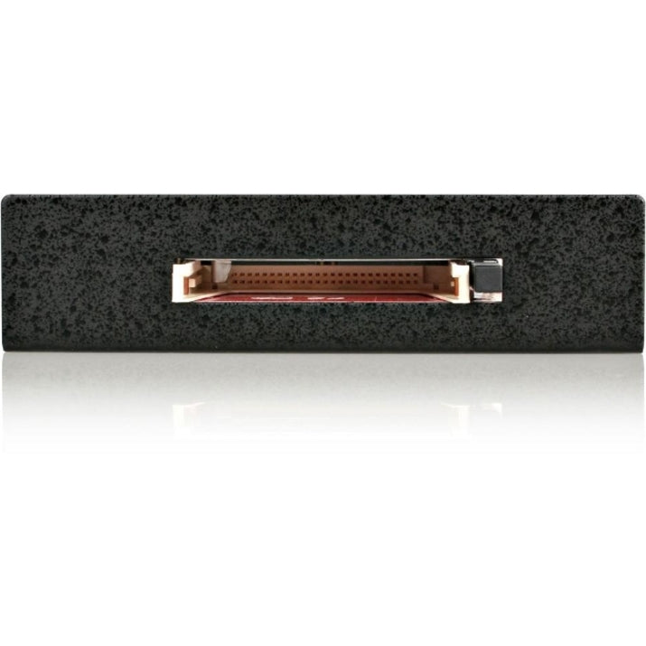 Adaptateur de lecteur de carte IDE vers SSD CF simple pour baie de lecteur 3,5 pouces StarTech.com 35BAYCF2IDE