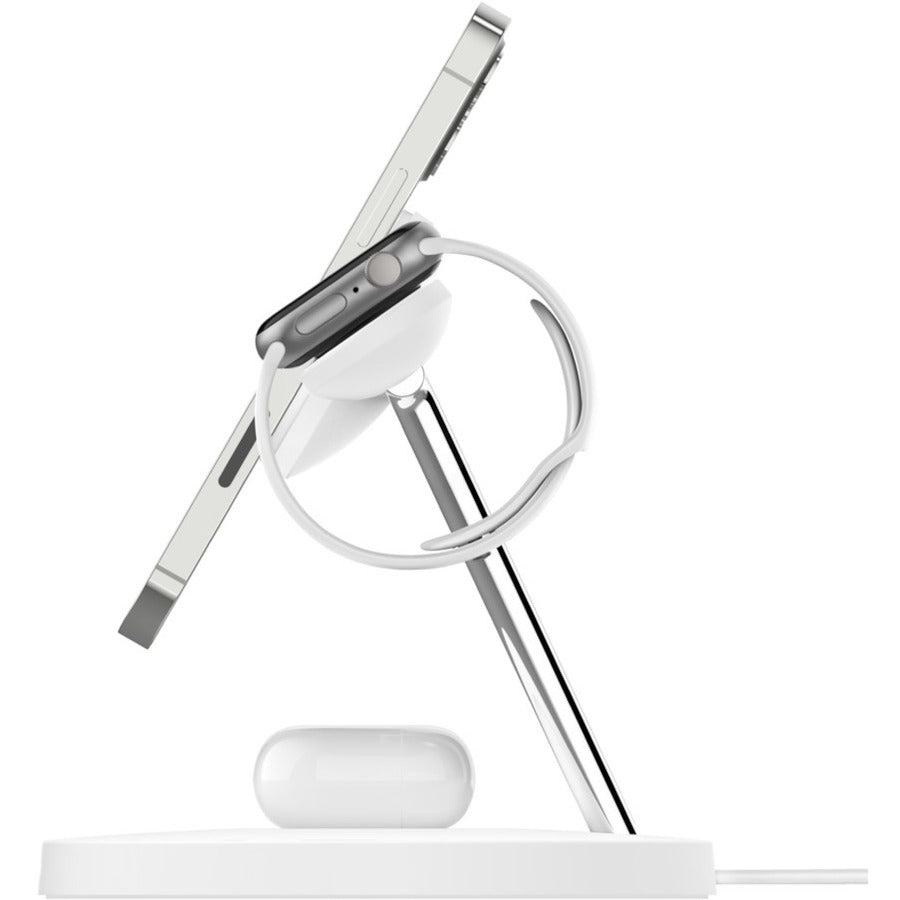 Chargeur sans fil Belkin BOOST↑CHARGE Pro 3-en-1 avec MagSafe WIZ009TTWH