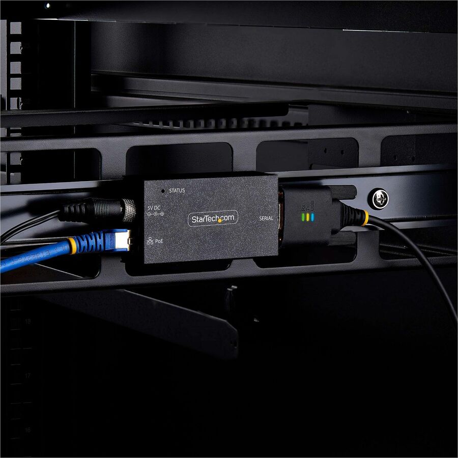Adaptateur série vers Ethernet StarTech.com à 1 port, serveur de périphériques série alimenté par PoE 802.3af, montage mural/sur rail DIN, convertisseur LAN RJ45 vers DB9 I13P-SERIAL-ETHERNET