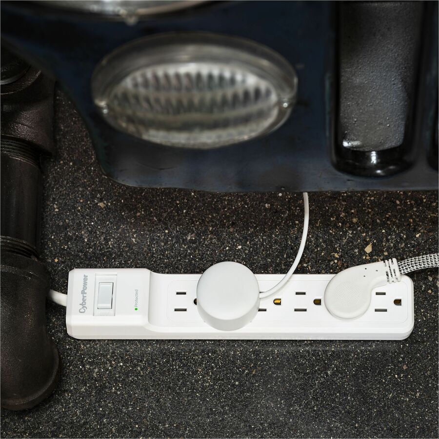 Parasurtenseur CyberPower B625 Essential à 6 prises avec suppression de surtension de 1 500 J B625