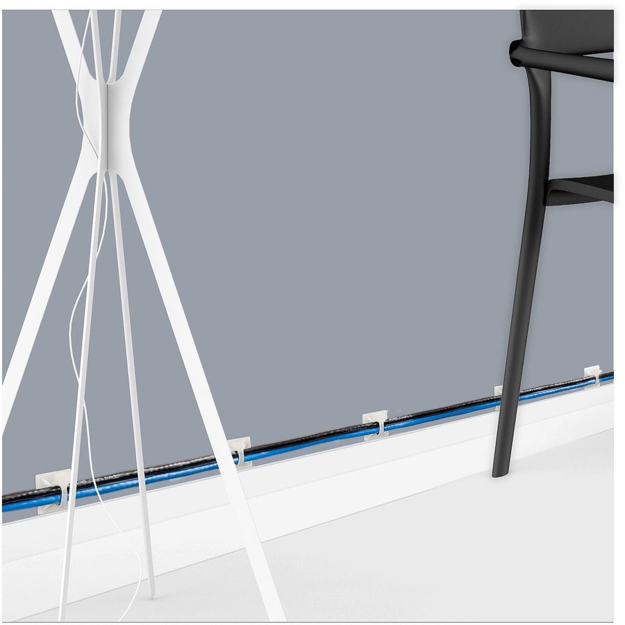 StarTech.com Lot de 100 supports de serre-câbles avec ruban adhésif pour attaches de 5,5 mm de large - Supports de serre-câbles en nylon/plastique - 94V-2 Fire & UL CBMCTM3