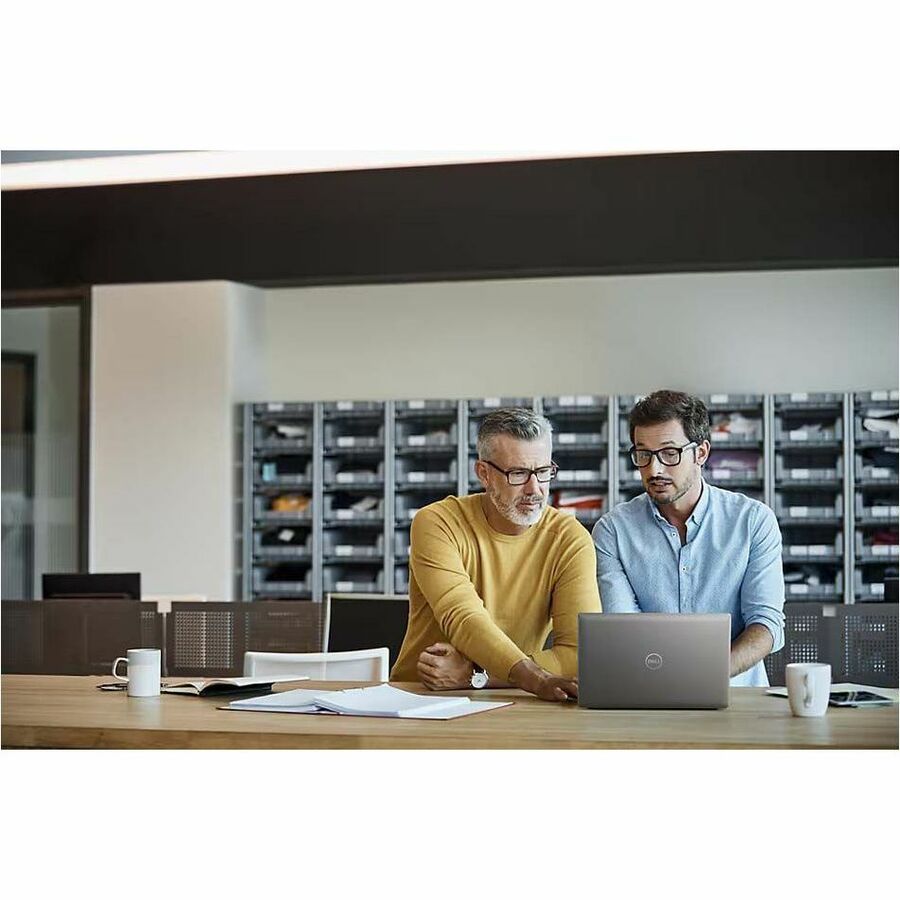 Ordinateur portable Dell Latitude 3000 3450 14" - HD - Intel Core i5 13e génération i5-1345U - 8 Go - SSD 256 Go - Clavier anglais (États-Unis) - Soft Charcoal F8G2N