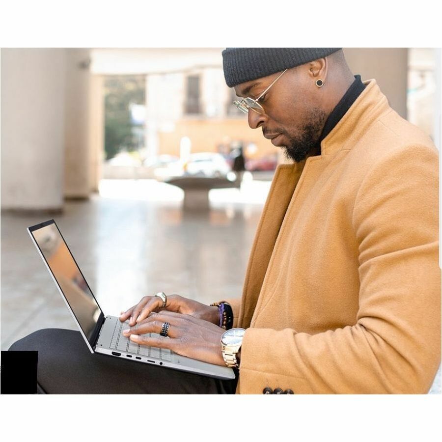 Ordinateur portable Asus Vivobook S 15 S5507 S5507QA-DB71-CB 15,6" - 3K - Qualcomm Snapdragon X Plus X1P-64-100 - 16 Go - Argent froid S5507QA-DB71-CB