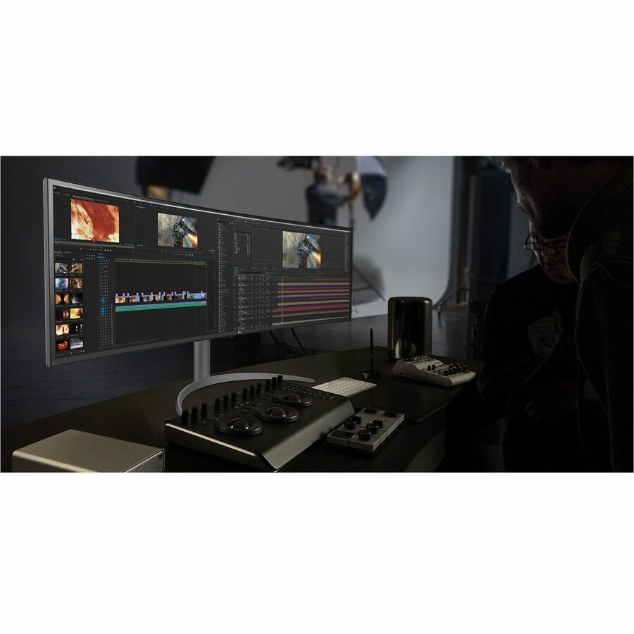 Moniteur LCD de jeu incurvé UW-QHD de 49 pouces de LG 49WQ95C-W - 32:9 49WQ95C-W