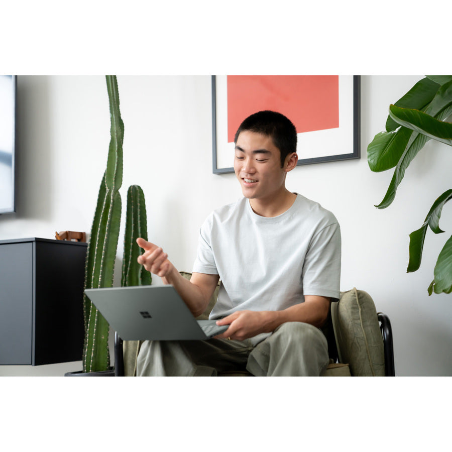 Ordinateur portable Microsoft Surface Laptop Go 2 12,4" à écran tactile - Intel Core i5 - 8 Go - SSD 128 Go - Sage KQ8-00027