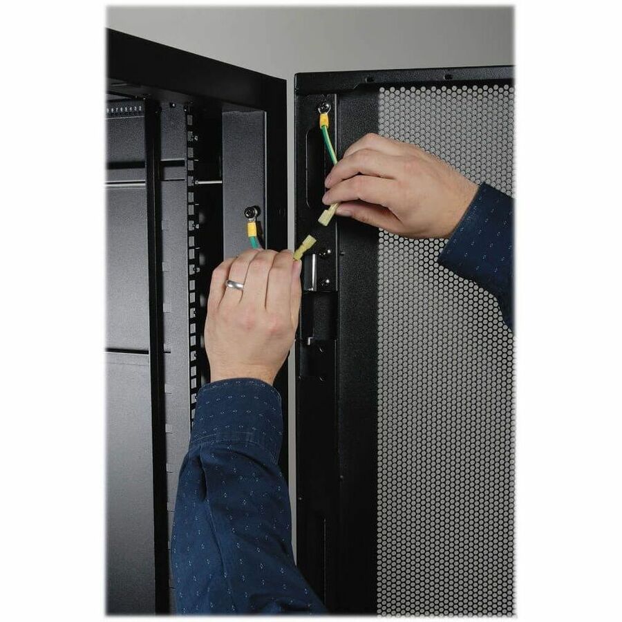 Rack de serveur 42U Tripp Lite par Eaton SRX42UBDPWDEXP SRX42UBDPWDEXP