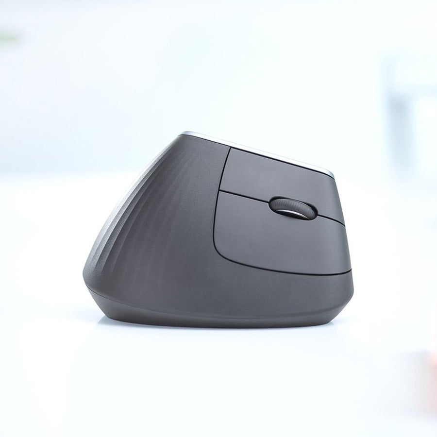 Souris ergonomique avancée verticale Logitech MX 910-005447