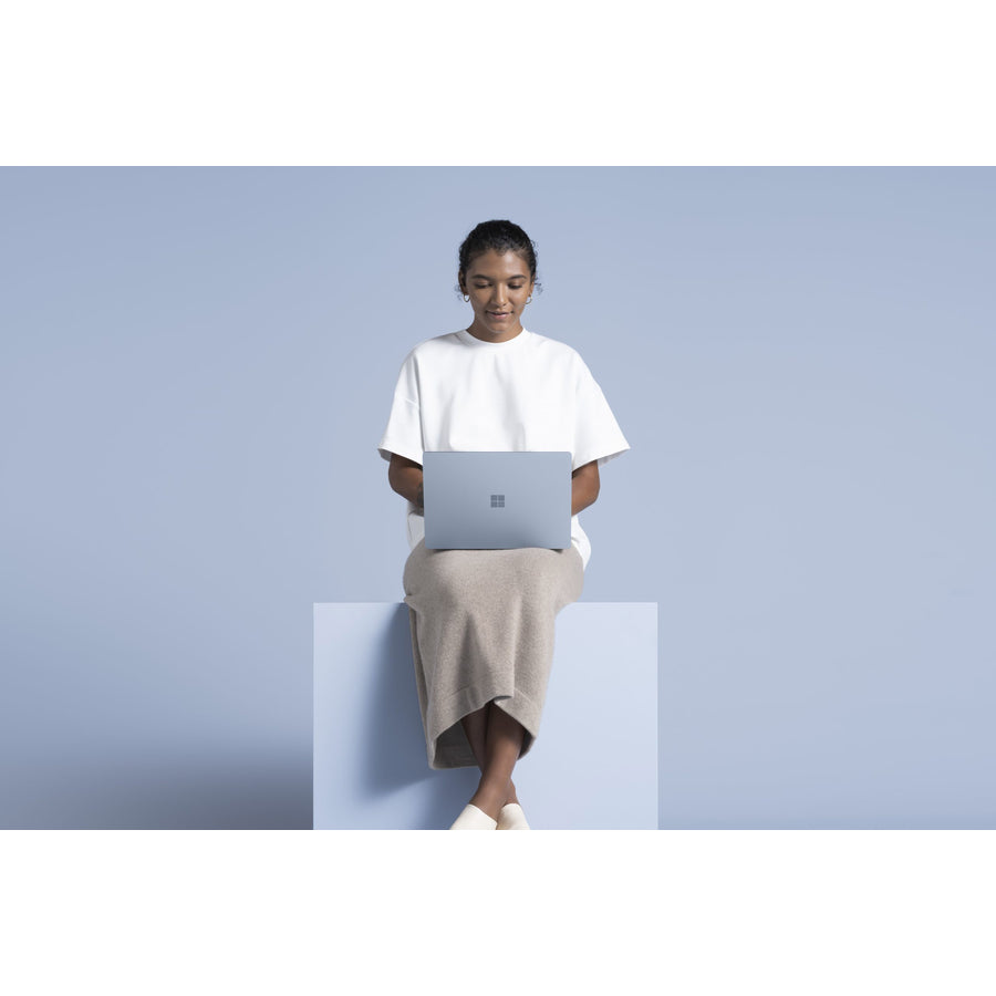 Ordinateur portable Microsoft Surface Laptop 4 13,5" à écran tactile - Intel Core i7 11e génération i7-1185G7 - 16 Go - SSD 512 Go - Platinum 5EB-00035