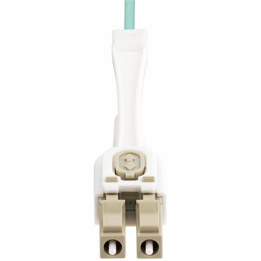 Câble à fibre optique multimode LC (UPC) OM4 de 10 m (32,8 pi) de StarTech.com, languettes Push Pull, 50/125, 100G, faible perte d'insertion, cordon de raccordement à fibre optique 450FBLCLC10PP