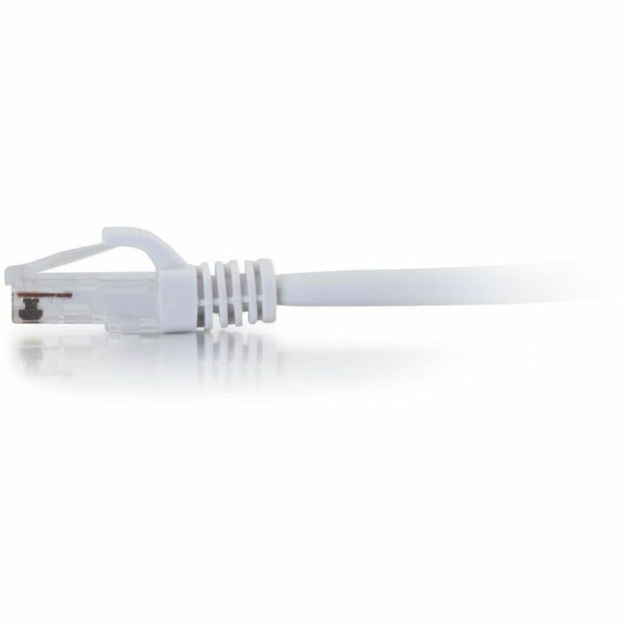 Câble de raccordement réseau Ethernet Cat6a sans accroc non blindé (UTP) C2G de 1,2 m (4 pi) - Blanc CG50763