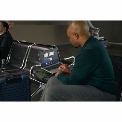 Ordinateur portable HP EliteBook 845 G11 14" - WUXGA - AMD Ryzen 7 8840U - 16 Go - SSD 512 Go - Clavier anglais, français A1XW1UT#ABL