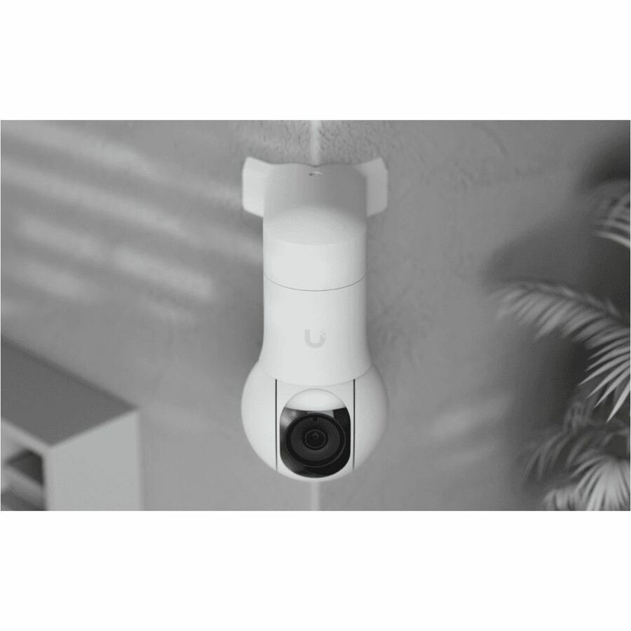 Support d'angle Ubiquiti pour caméra PTZ UACC-G5-PTZ-CM