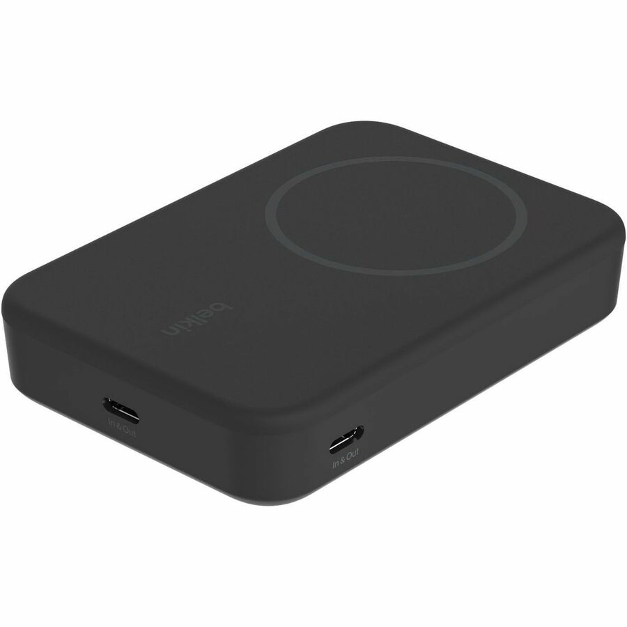 Batterie externe magnétique Belkin BoostCharge Pro avec Qi2 15 W 10 K BPD008BTBK