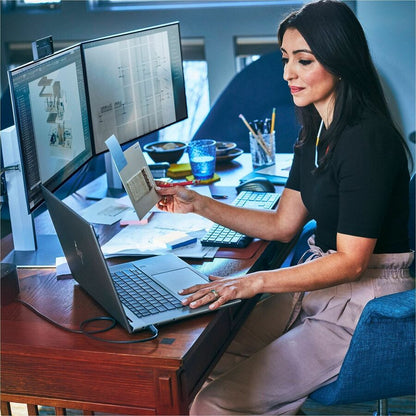 Station de travail mobile à écran tactile HP ZBook Studio G11 16" - WQUXGA - Intel Core Ultra 7 155H - 32 Go - SSD 1 To - Clavier anglais, français AN6C7UT#ABL