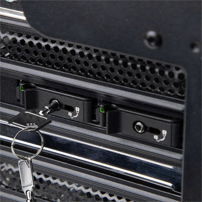 StarTech.com Dual-Bay M.2 NVMe SSD to PCIe x8 Removable Mobile Rack; Bifurcation Required; Tool-less Installation, PCIe Hot-Swap Drive Bay 2M2-REMOVABLE-PCIE