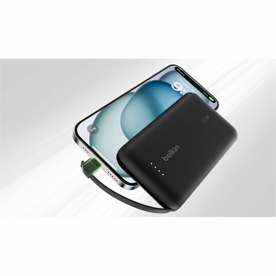 Batterie externe Belkin BoostCharge 10K avec câble intégré BPB021fqBK