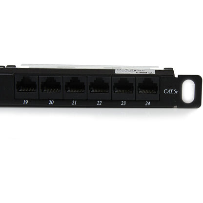 Panneau de brassage StarTech.com 24 ports 0,5U Cat5e - Panneau de brassage Ethernet RJ45 Cat 5e 110 à montage en rack PANELHU24