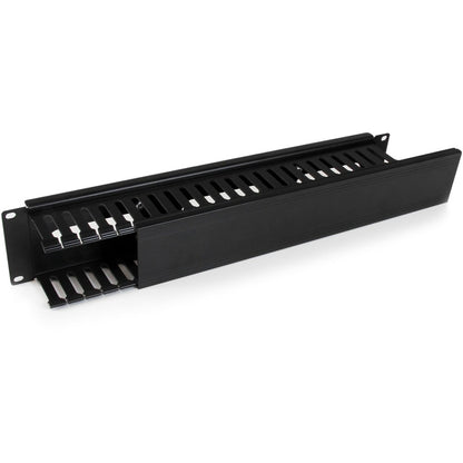 StarTech.com Panneau de gestion des câbles pour rack 2U avec couvercle CMDUCT2U
