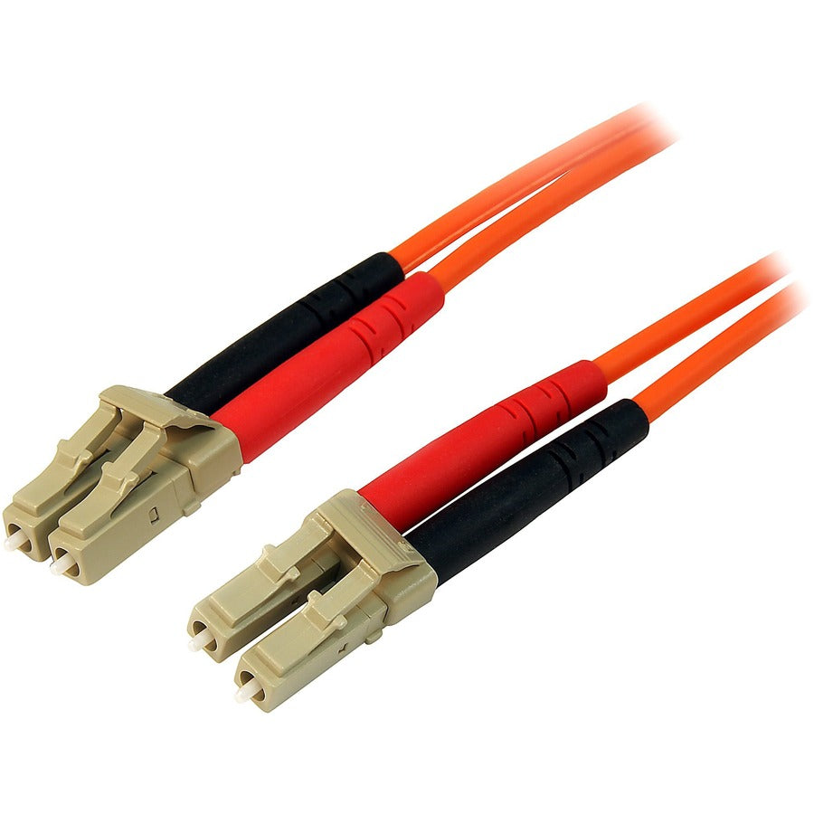 Câble à fibre optique StarTech.com de 30 m - Multimode Duplex 50/125 - Cordon de raccordement à fibre optique LSZH - LC/LC 50FIBLCLC30