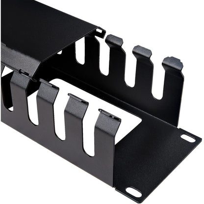 StarTech.com Panneau de gestion des câbles pour rack 2U avec couvercle CMDUCT2U2