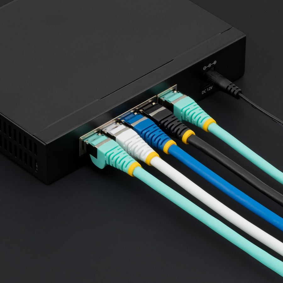 StarTech.com Câble Ethernet CAT6a de 3 m, noir, faible émission de fumée et zéro halogène (LSZH), 10 GbE, 100 W, PoE, S/FTP, cordon de raccordement réseau RJ-45 anti-accroc NLBK-10F-CAT6A-PATCH