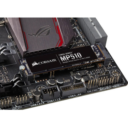 Disque SSD Corsair Force MP510 4 To - M.2 2280 interne - PCI Express NVMe (PCI Express NVMe 3.0 x4) CSSD-F4000GBMP510