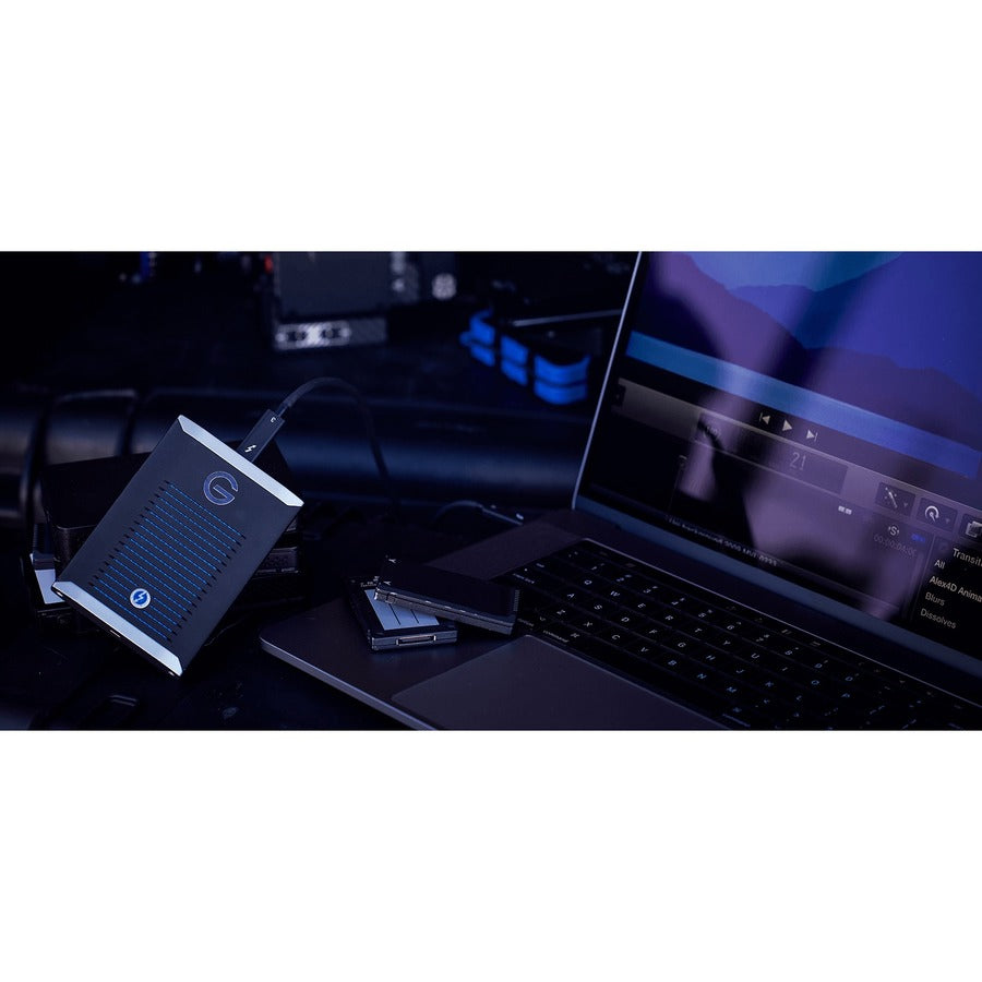 SanDisk Professional G-DRIVE Pro SDPS51F-500G-GBANB 500 GB Portable Solid State Drive - M.2 External SDPS51F-500G-GBANB