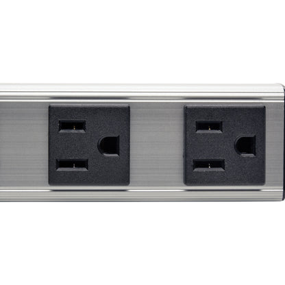 Multiprise Tripp Lite par Eaton de 12 po avec 4 prises et cordon de 6 pi PS120406
