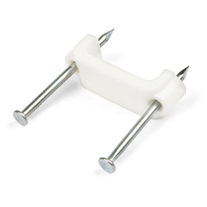 StarTech.com Lot de 100 clips de câble avec clous - Deux clous en acier - Pinces à clouer réutilisables - Clips/attaches/punaises de montage de cordon Blanc - TAA CBMDNMCC2