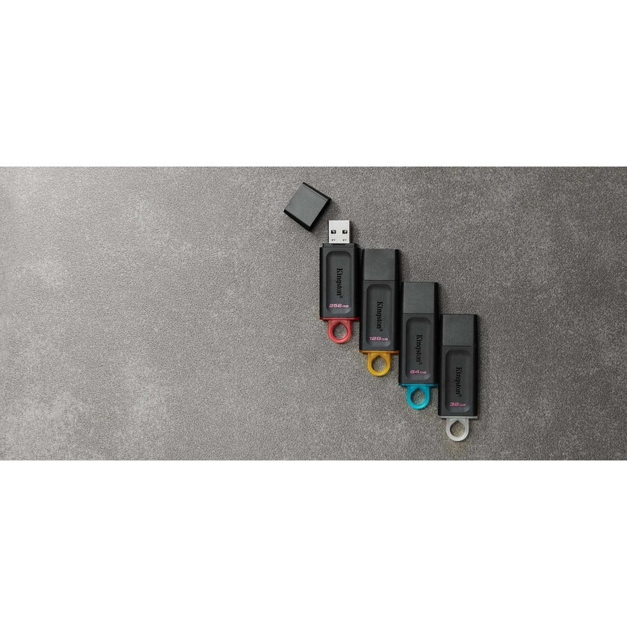 Clé USB 3.2 (1ère génération) Type A Kingston DataTraveler Exodia 64 Go DTX/64GBCL