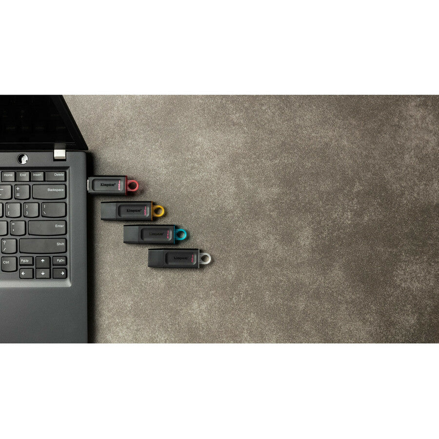 Clé USB 3.2 (1ère génération) Type A Kingston DataTraveler Exodia 64 Go DTX/64GBCL