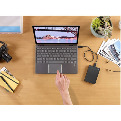 Disque dur externe portable Seagate One Touch STKB2000400 2 To - 2,5" - Noir STKB2000400