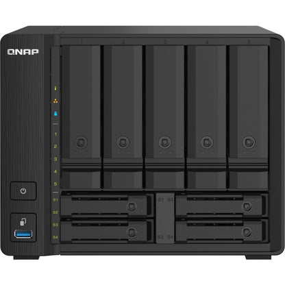 NAS compact QNAP à 9 baies avec 10 GbE SFP+ et 2,5 GbE pour des applications de fichiers plus fluides TS-932PX-4G-US