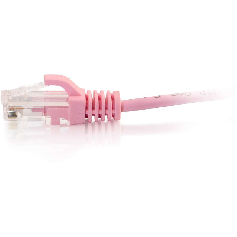 Câble de raccordement réseau Ethernet fin Cat6 sans accroc non blindé (UTP) C2G 10 pieds - Rose 01194