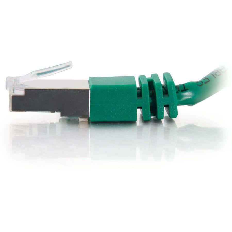Câble de raccordement réseau blindé moulé C2G Cat5e de 14 pieds - Vert 27264