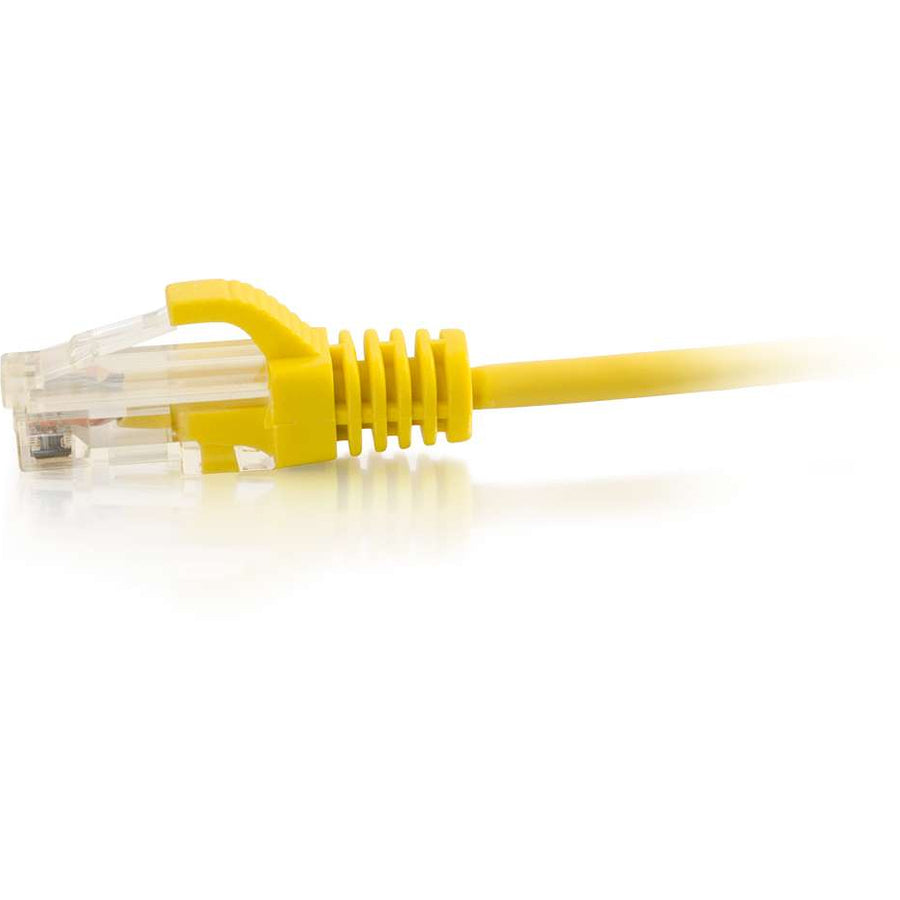 Câble de raccordement réseau Ethernet fin Cat6 sans accroc non blindé (UTP) C2G de 1,5 m - Jaune 01172