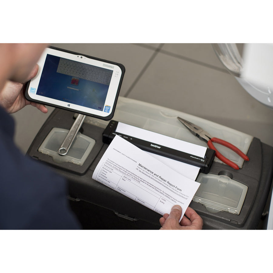 Imprimante thermique directe Brother PocketJet PJ773 - Monochrome - Portable - Impression sur papier ordinaire - USB PJ773
