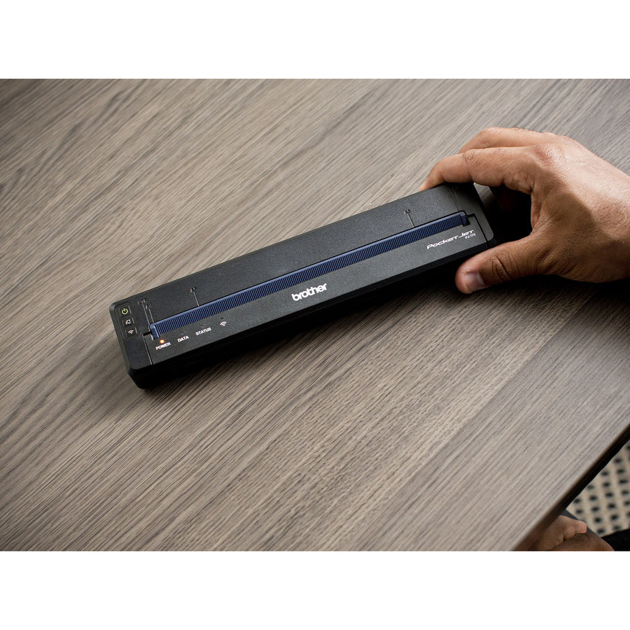 Imprimante thermique directe Brother PocketJet PJ773 - Monochrome - Portable - Impression sur papier ordinaire - USB PJ773