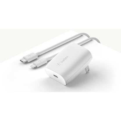Chargeur mural Belkin BOOST↑CHARGE USB-C 18 W + câble USB-C vers Lightning F7U096DQ04-WHT