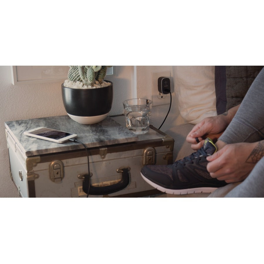 Belkin USB-C to USB-A Cable with Universal Home Charger F7U001TT06-BLK