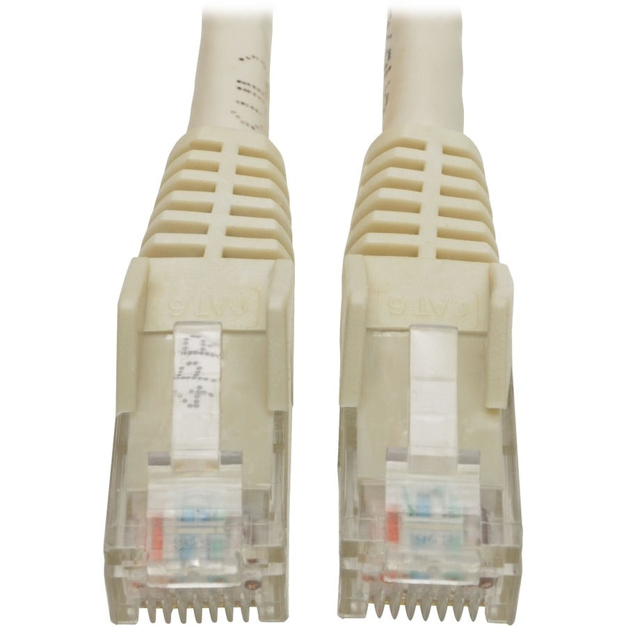 Câble de raccordement UTP moulé sans accroc Cat6 Gigabit Tripp Lite (RJ45 M/M), blanc, 6 pi N201-006-WH