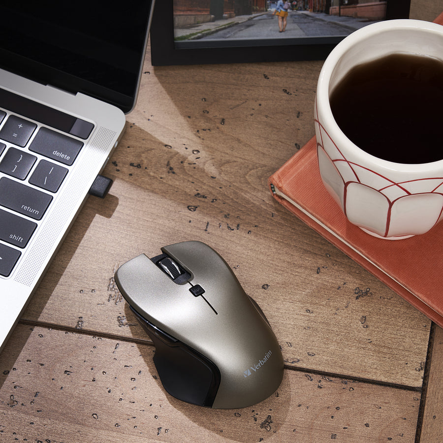 Souris sans fil Verbatim USB-C™ à LED bleue - Graphite 70245