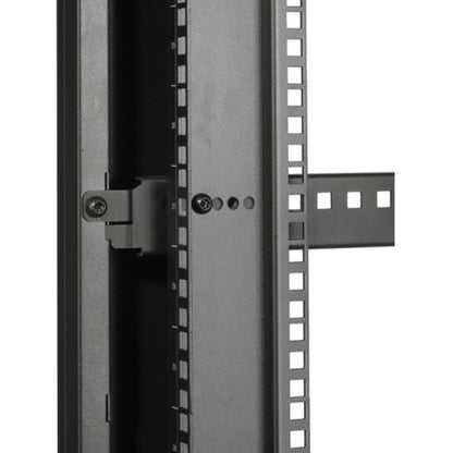 Coffret APC by Schneider Electric NetShelter SV 42U 600 mm de large x 1 060 mm de profondeur avec côtés noir AR2400