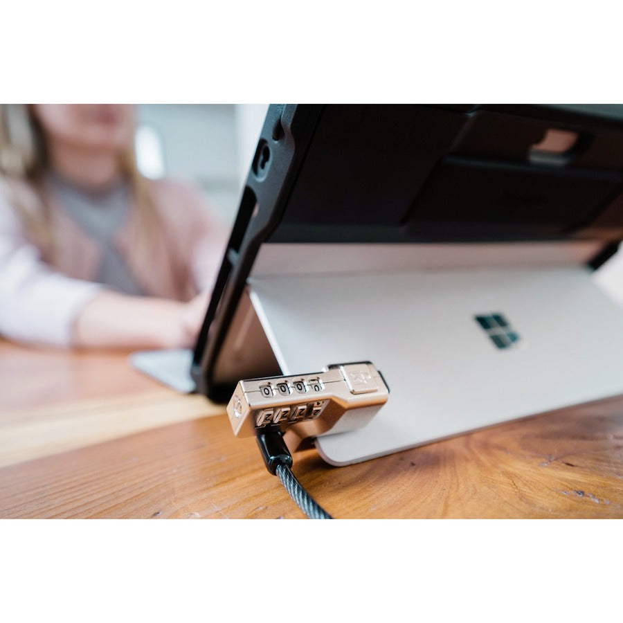 Étui de transport Kensington BlackBelt pour Microsoft Surface Pro 4, Surface Pro (5e génération), Surface Pro 6, Surface Pro 7, tablette, clavier, tablette à stylet, stylet K97951WW