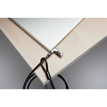 Câble antivol à combinaison Kensington Slim NanoSaver Ultra K60629WW