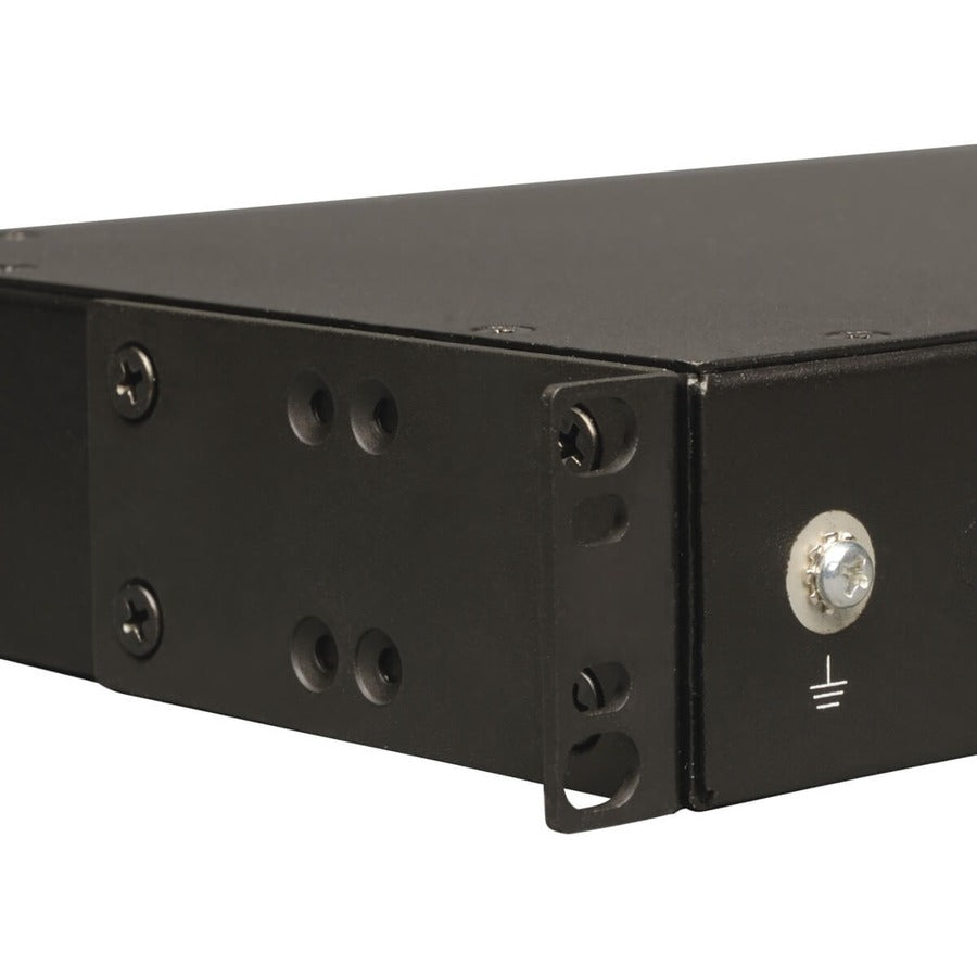 PDU Tripp Lite PDUMH20HV à 10 prises avec compteur PDUMH20HV