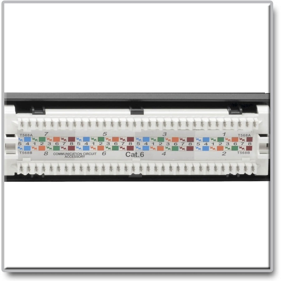 Panneau de brassage Cat6 à montage en rack 1U 24 ports Tripp Lite N252-P24 - Conforme PoE+ N252-P24